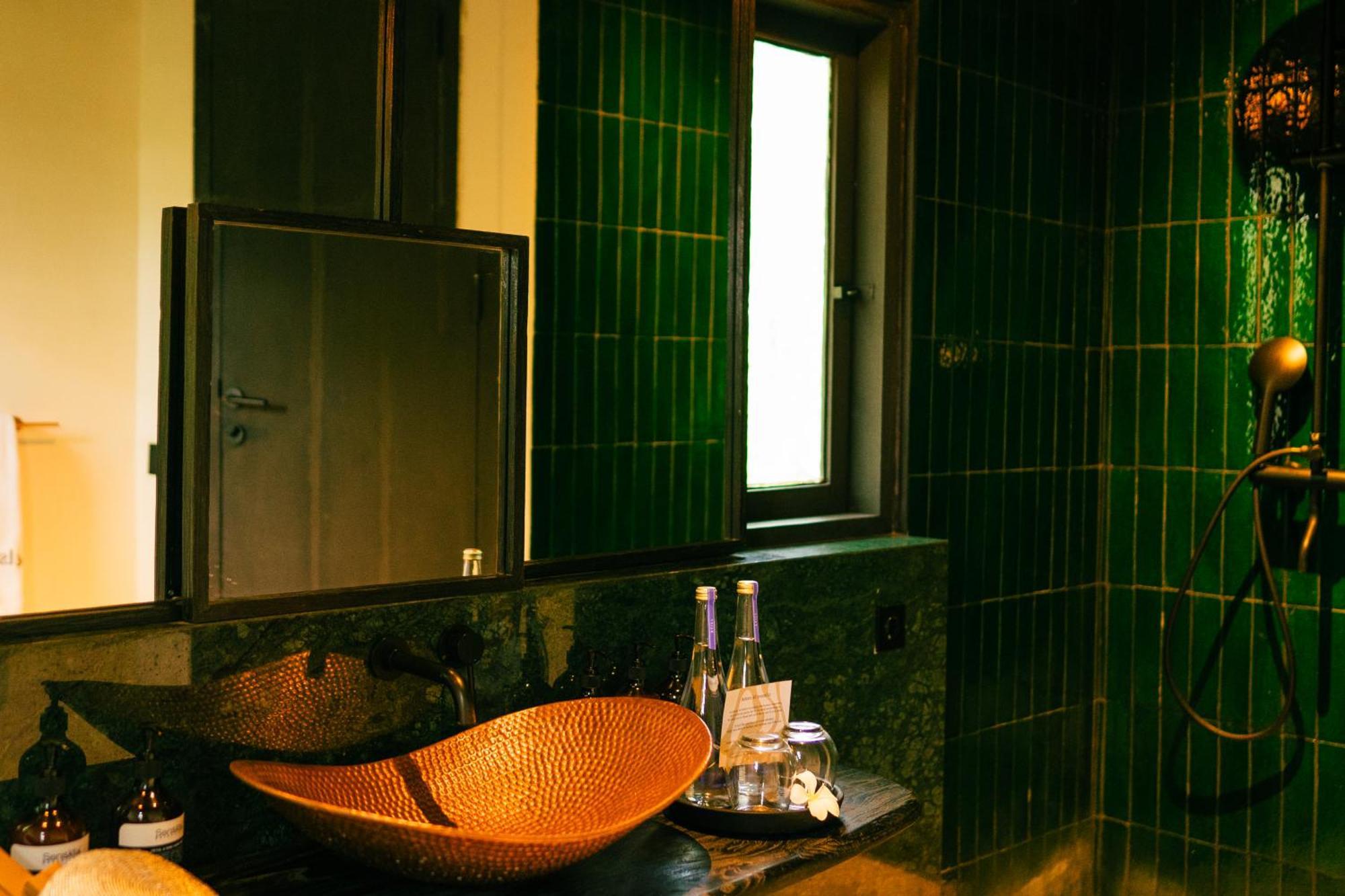 Oshom Bali At Nuanu Creative City Танах Лот Экстерьер фото