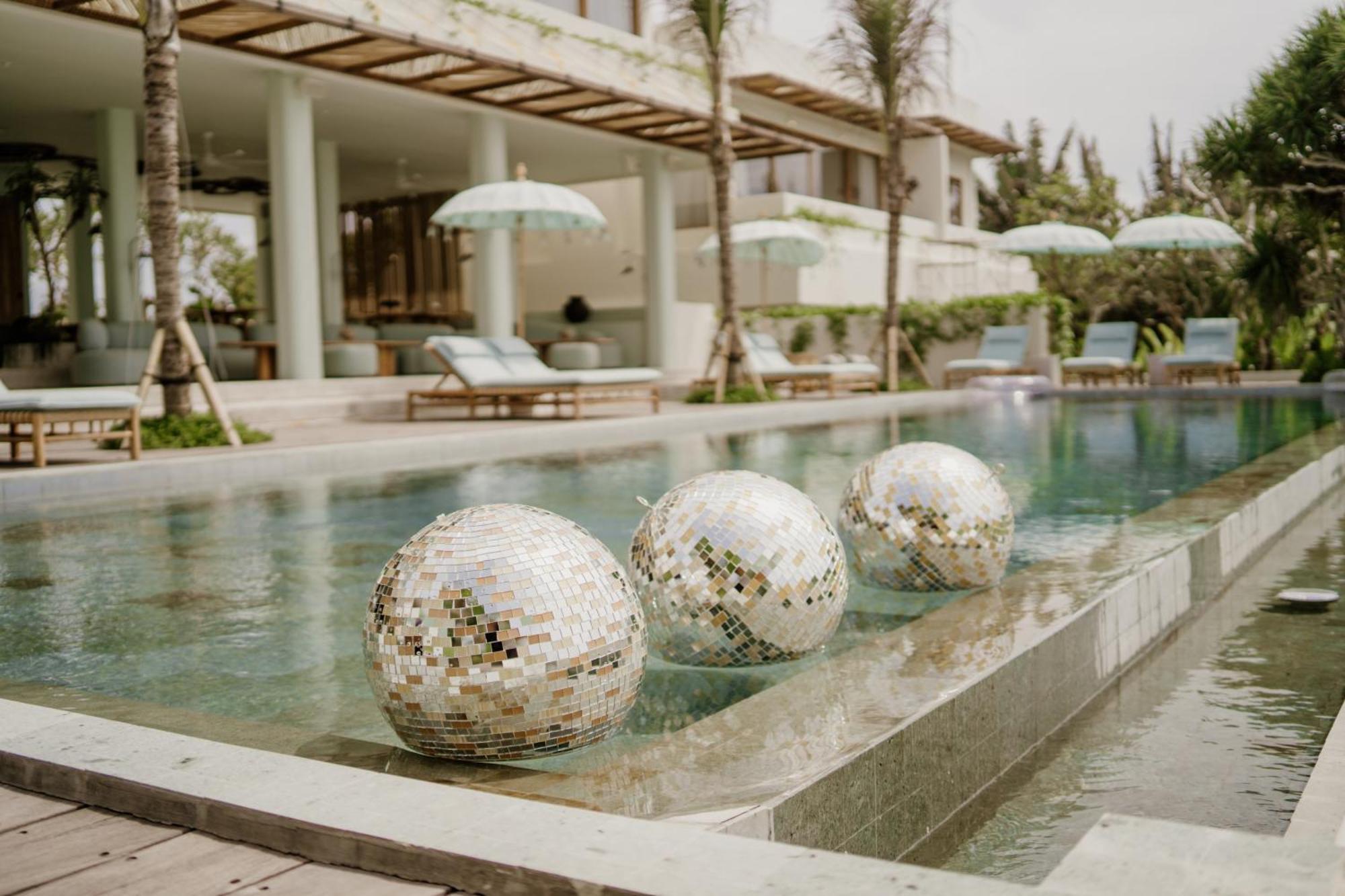 Oshom Bali At Nuanu Creative City Танах Лот Экстерьер фото